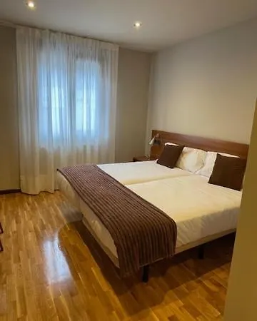 فندق Montana Caborana
